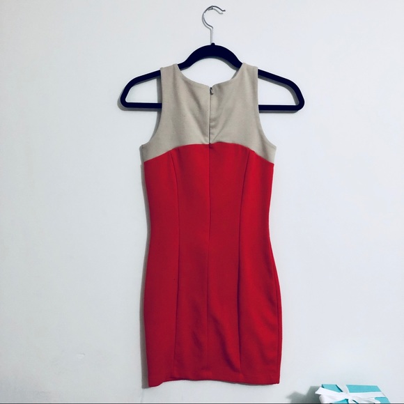 VDAY❣️F21// color block body con dress - Picture 3 of 3